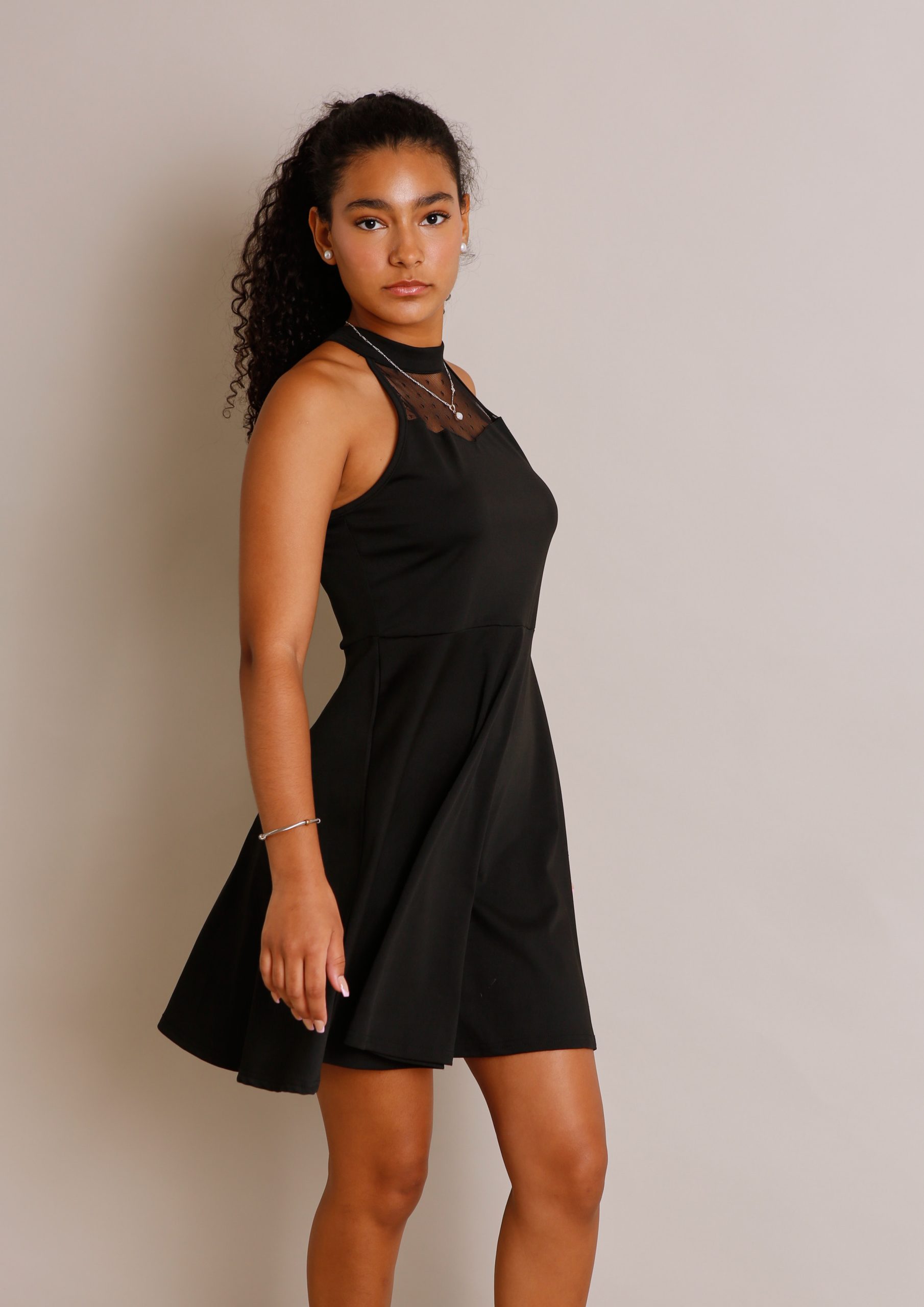 Victoria Alexandra M