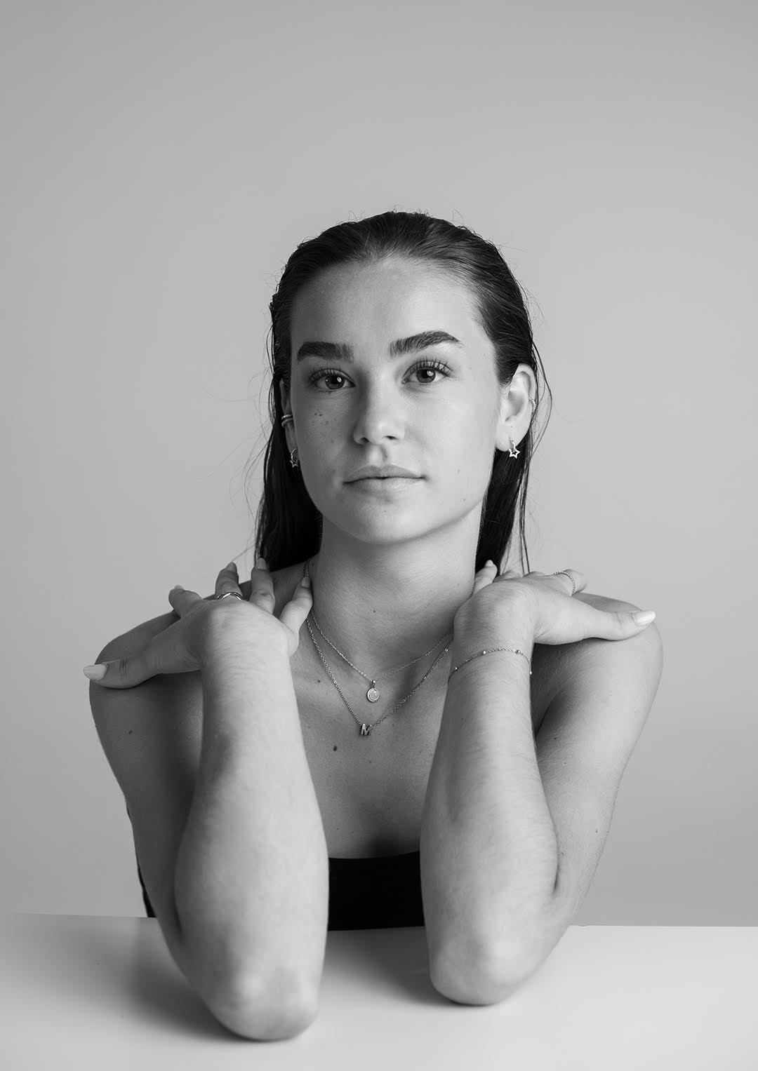 Maria R · composite